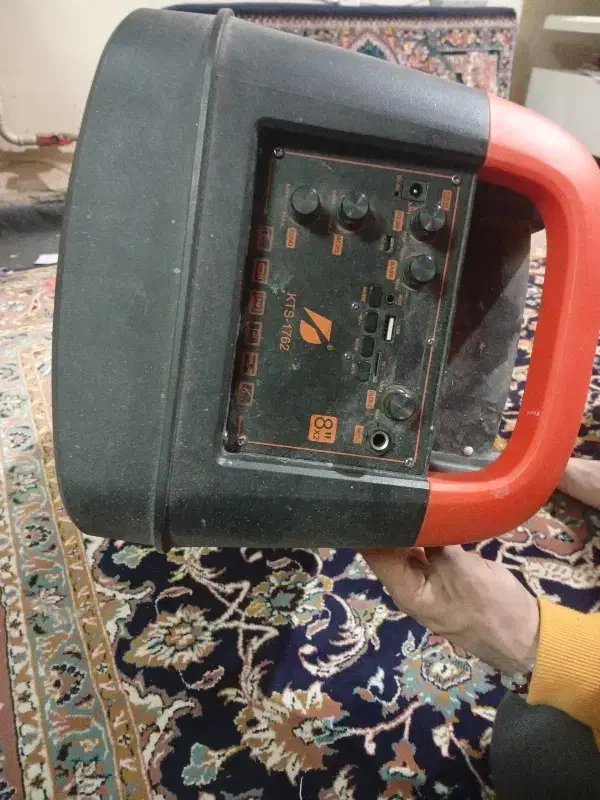 اسپیکر سالم فقط فوری قیمت مناسب|پخش‌کننده همراه|قرچک, مهدیه|دیوار