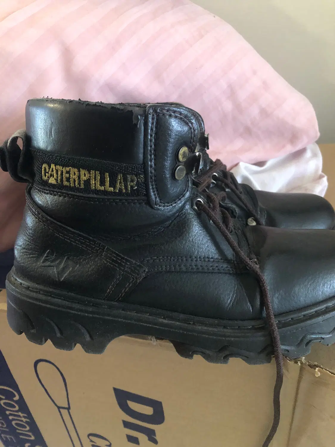 بوت caterpillar سایز ۳۸|کوهنوردی و کمپینگ|تهران, آرژانتین|دیوار