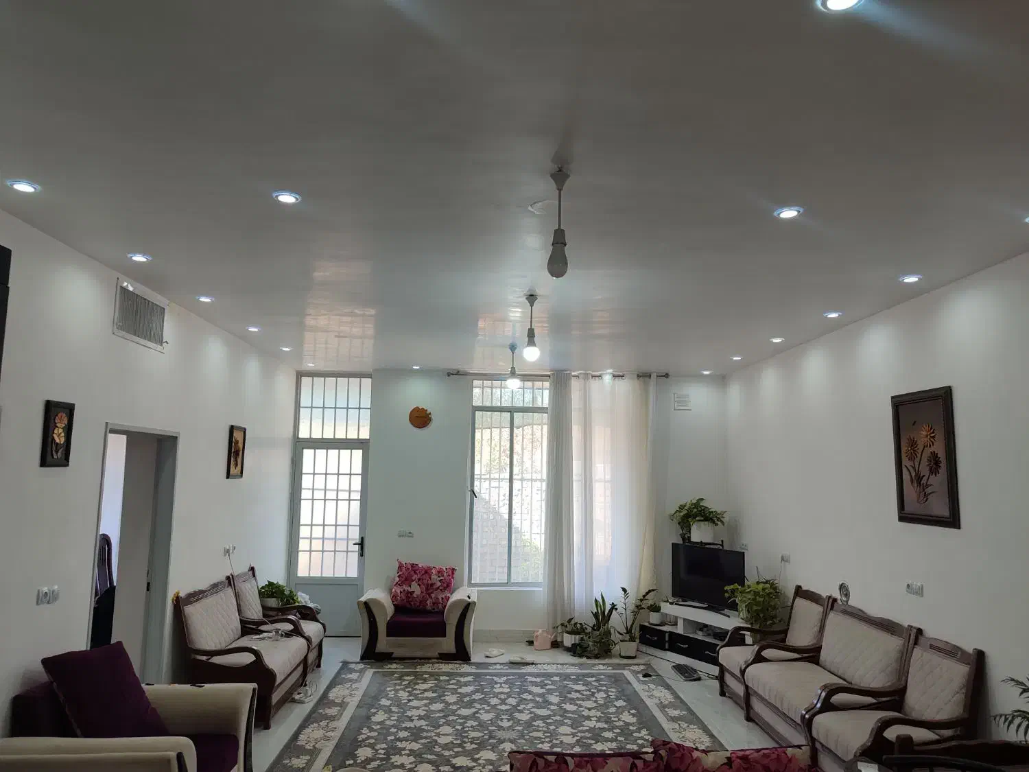 اجاره منزل|اجارهٔ خانه و ویلا|شیراز, کفترک|دیوار