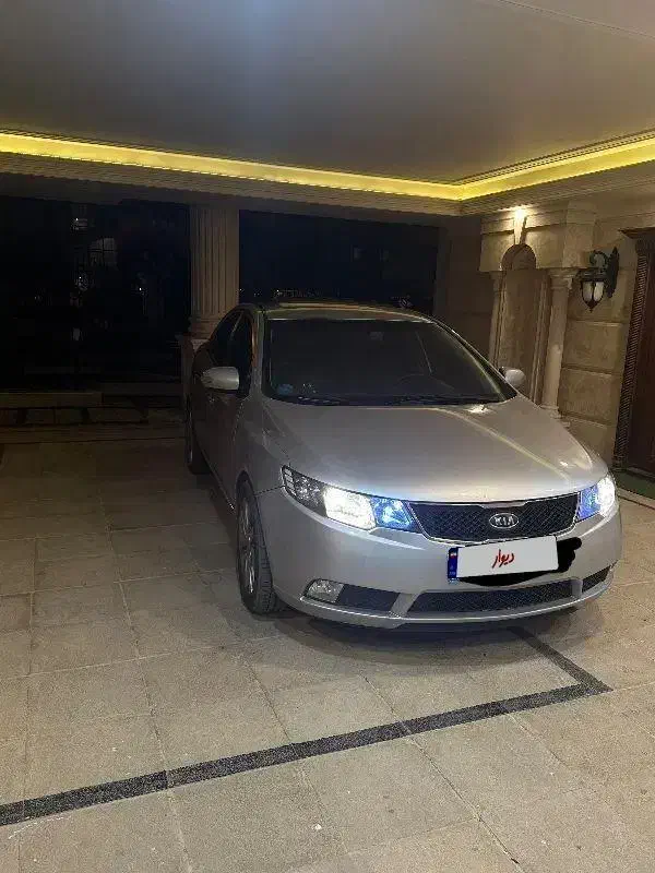 سراتو وارداتی ۲۰۰۰ سی سی|خودرو سواری و وانت|سلمان‌شهر, |دیوار