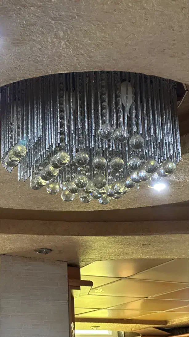 لوستر های کریستالی در چهار سایز و ست|لوستر و چراغ آویز|رشت, گلسار|دیوار