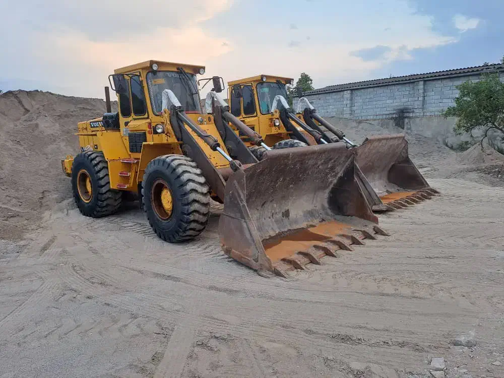 لودر رضانژاد volvo|خودرو سنگین|تهران, بلوار کشاورز|دیوار