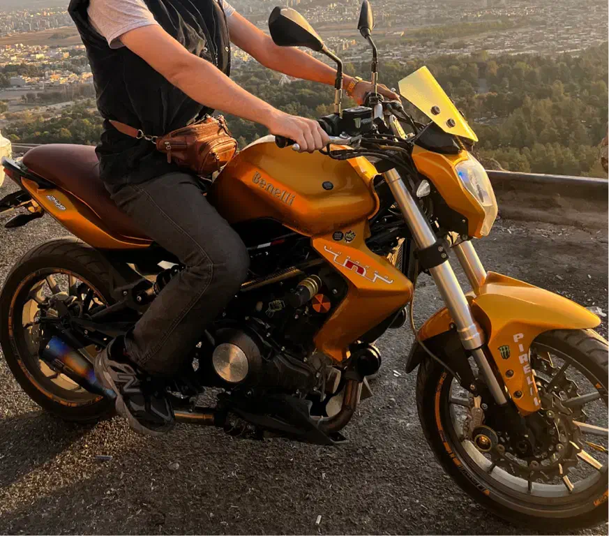 بنلی ۳۰۰جفت|موتورسیکلت|کرمانشاه, |دیوار