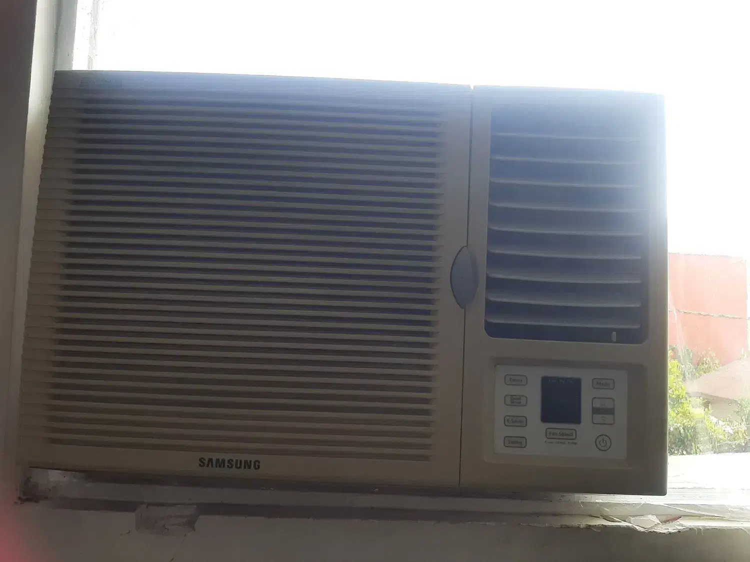 کولرپنجره ای|کولر گازی و فن‌کوئل|آستانه اشرفیه, |دیوار