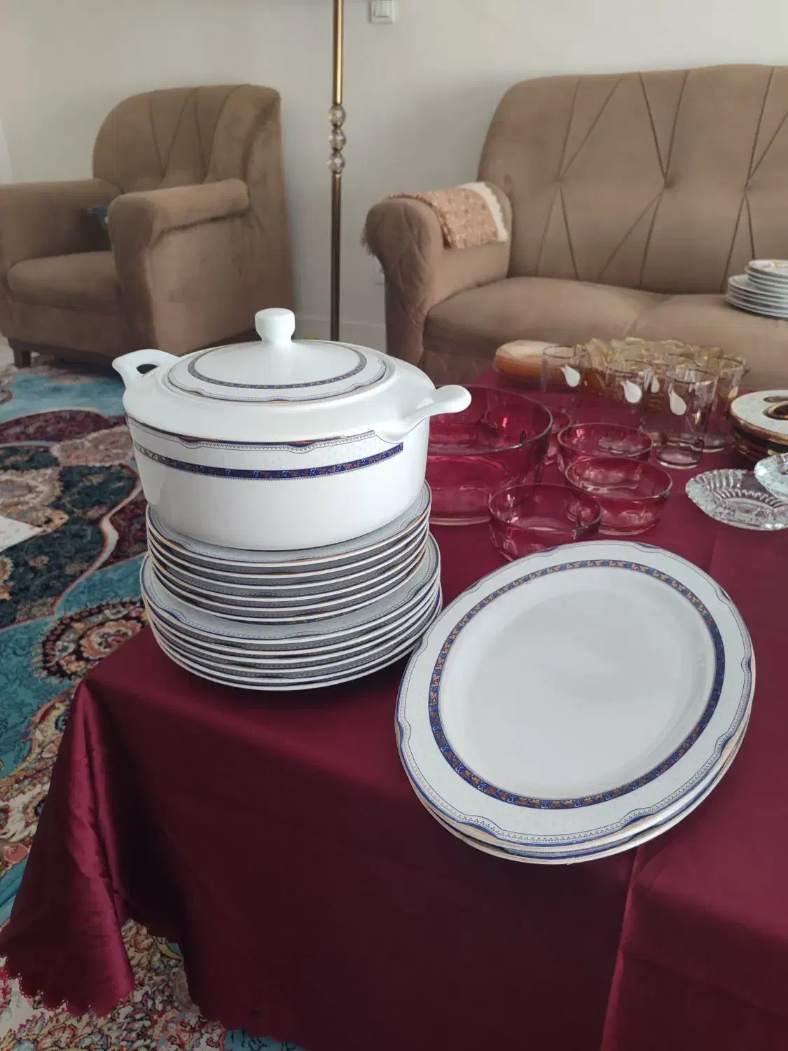 سرویس بشقابو دیسظو همو سوپخوری زرین|ظروف سرو و پذیرایی|پردیس, فاز ۱|دیوار