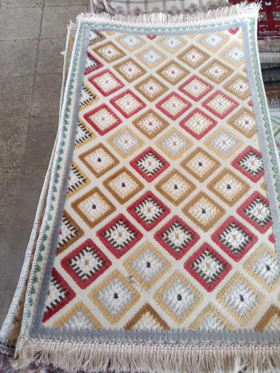 پادری فانتزی|پادری|شیراز, بازار|دیوار