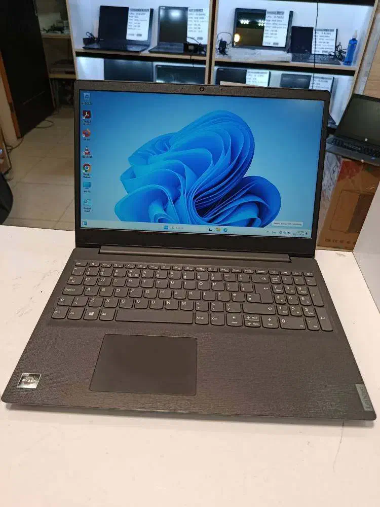 لپ تاپ لنوو RYZEN 5 با 2 گیگ گرافیک اختصاصی|رایانه همراه|خرمآباد, |دیوار