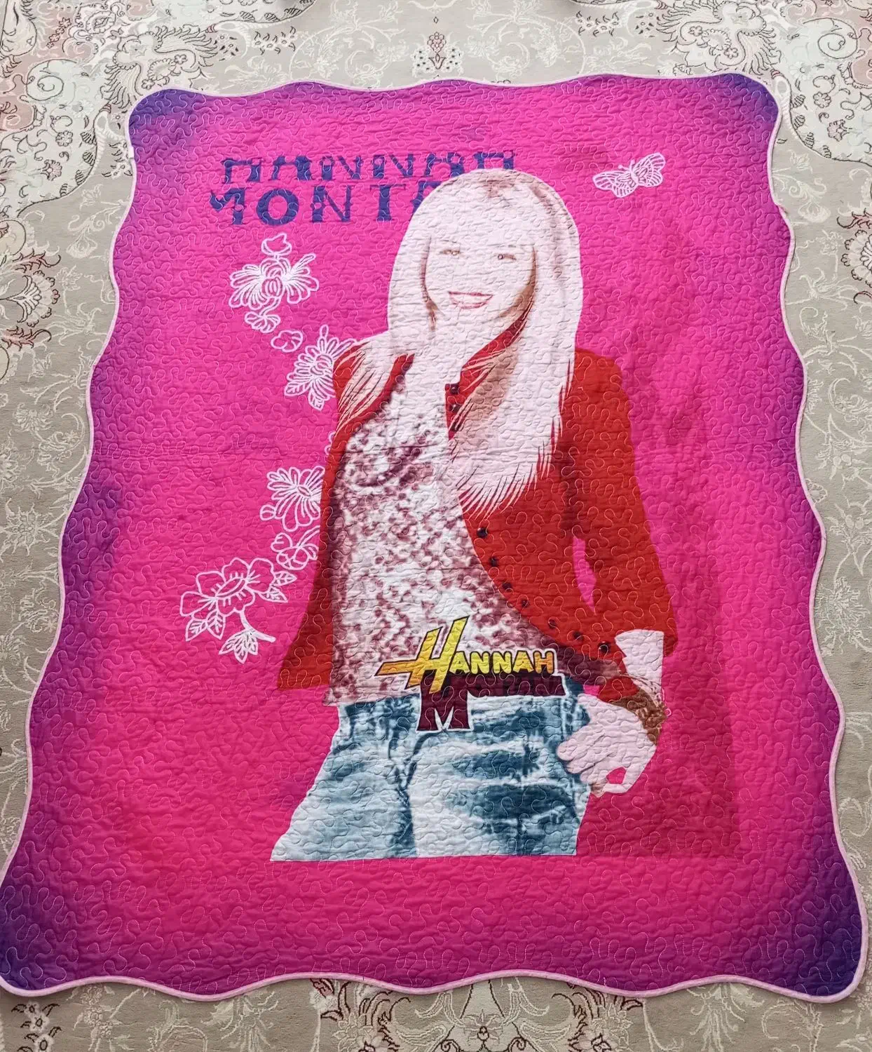 روتختی و روانداز دخترانه به همراه روبالشت|سرویس روتختی|شهرکرد, |دیوار