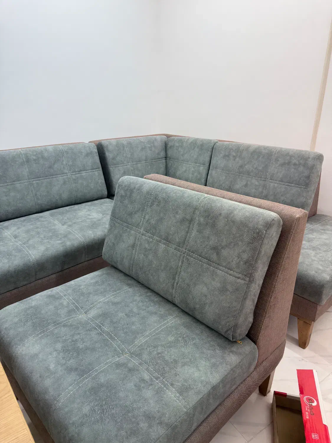 فروش مبل ۸ نفره راحتی در حد صفر|مبلمان خانگی و میز عسلی|رودسر, |دیوار