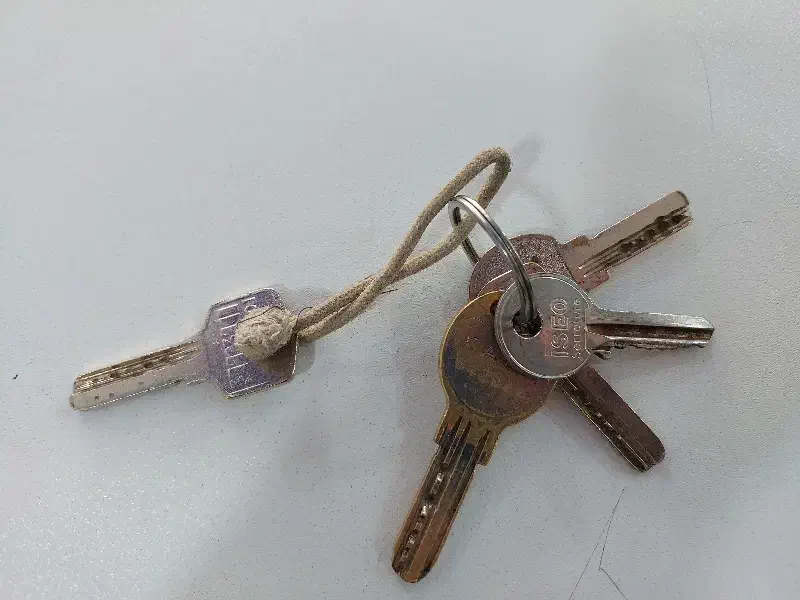 کلید پیدا شده|اشیا|بهبهان, |دیوار