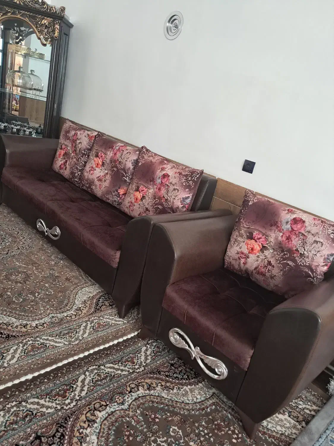 مبل راحتی|مبلمان خانگی و میز عسلی|سلماس, |دیوار