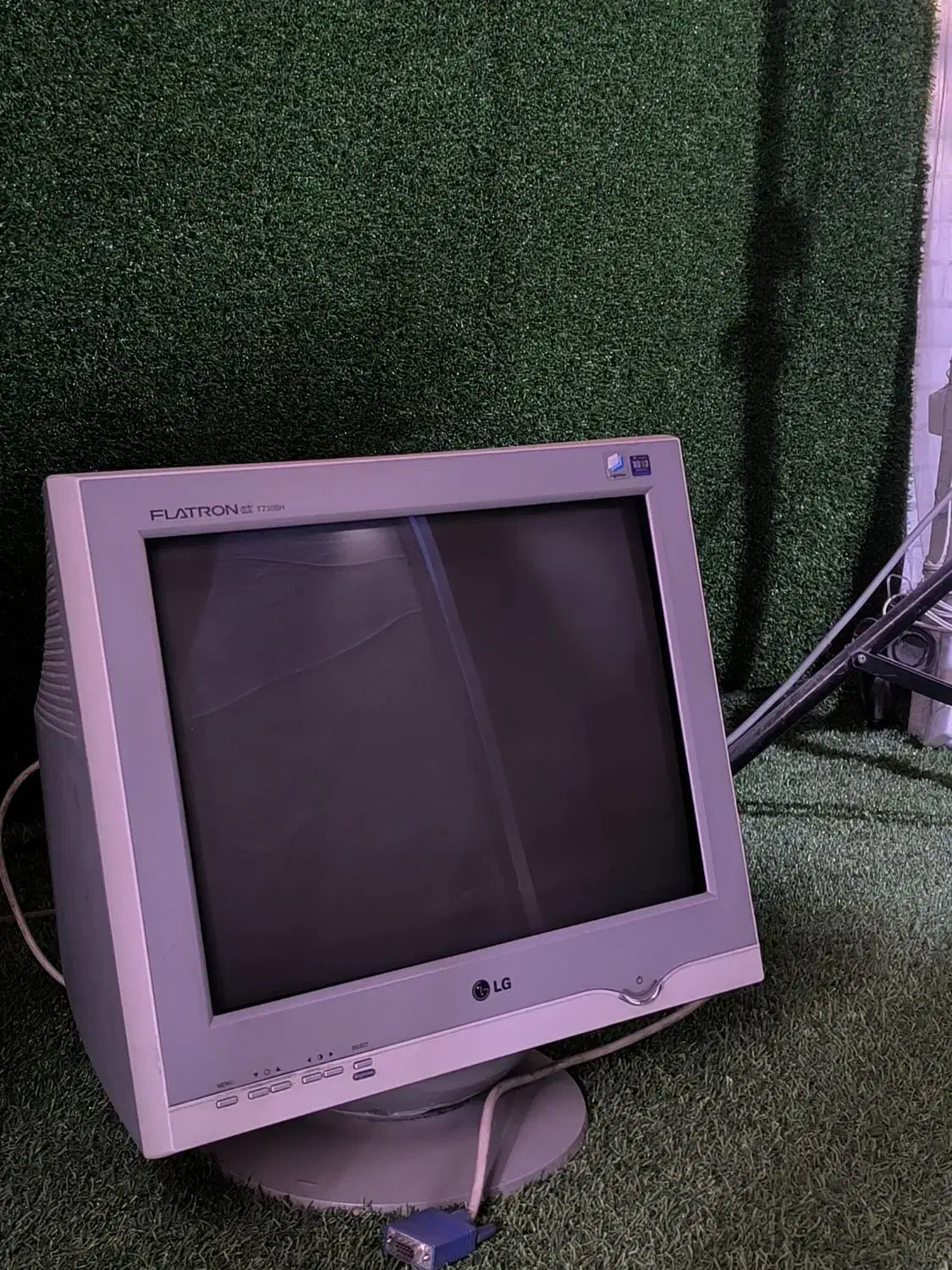 مانیتور قدیمی|تلویزیون و پروژکتور|علیآباد کتول, |دیوار