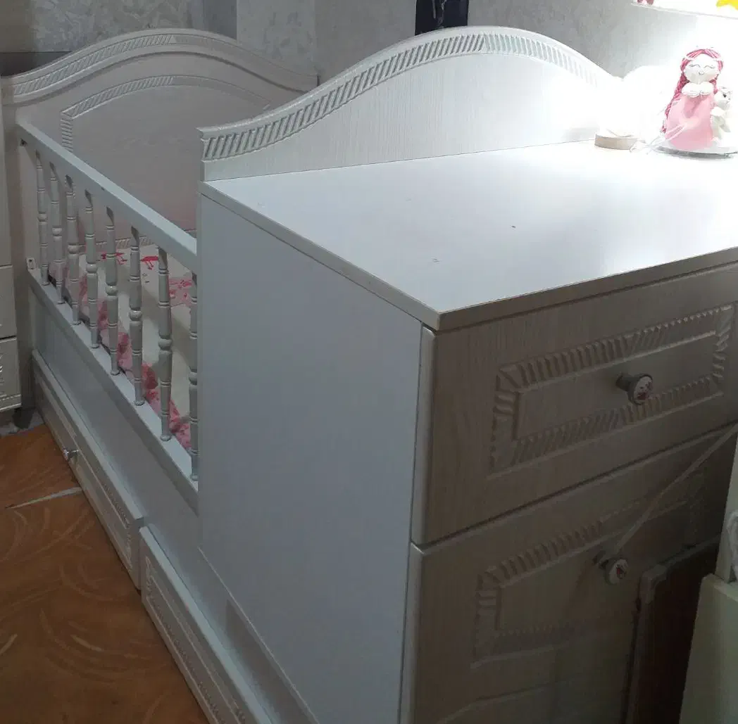 تخت وکمد کودک|اسباب و اثاث بچه|گلستان (تهران), |دیوار