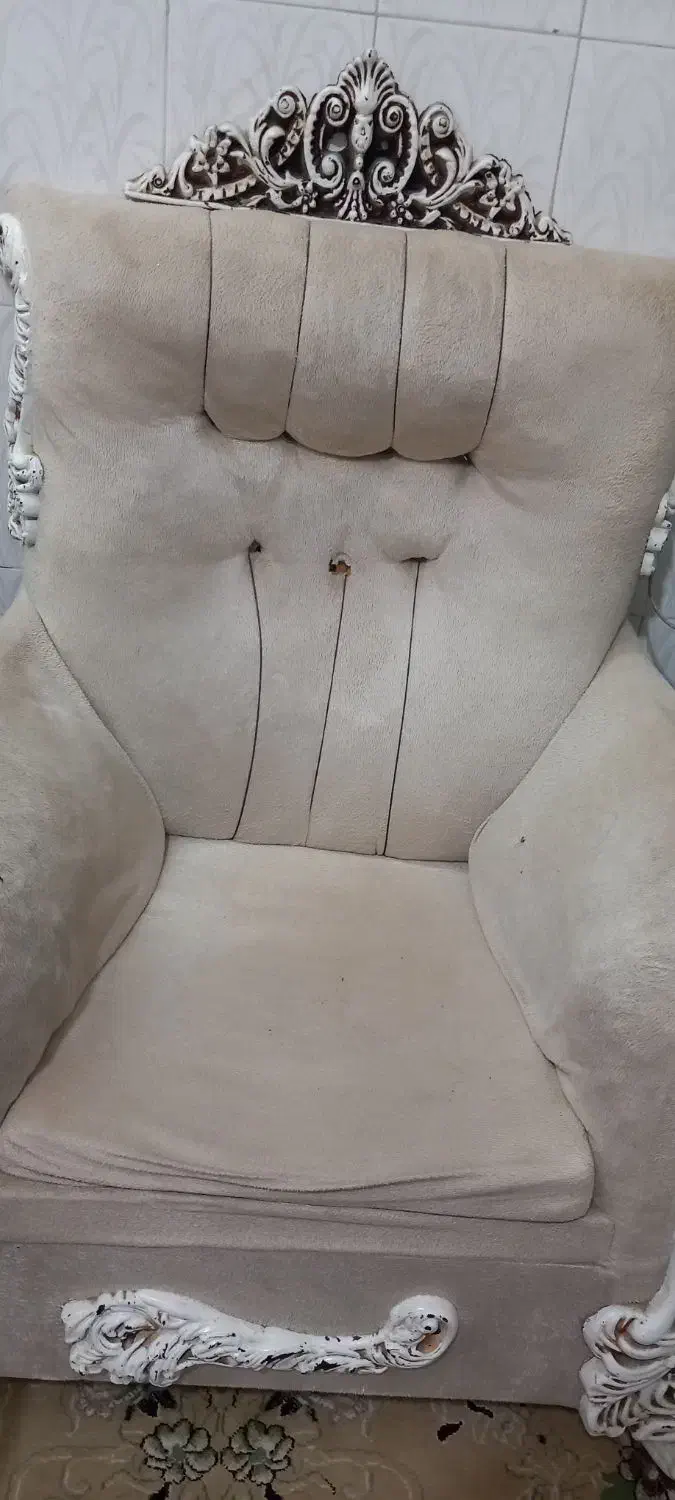 مبل هفت نفره|مبلمان خانگی و میز عسلی|سبزوار, باهنر|دیوار