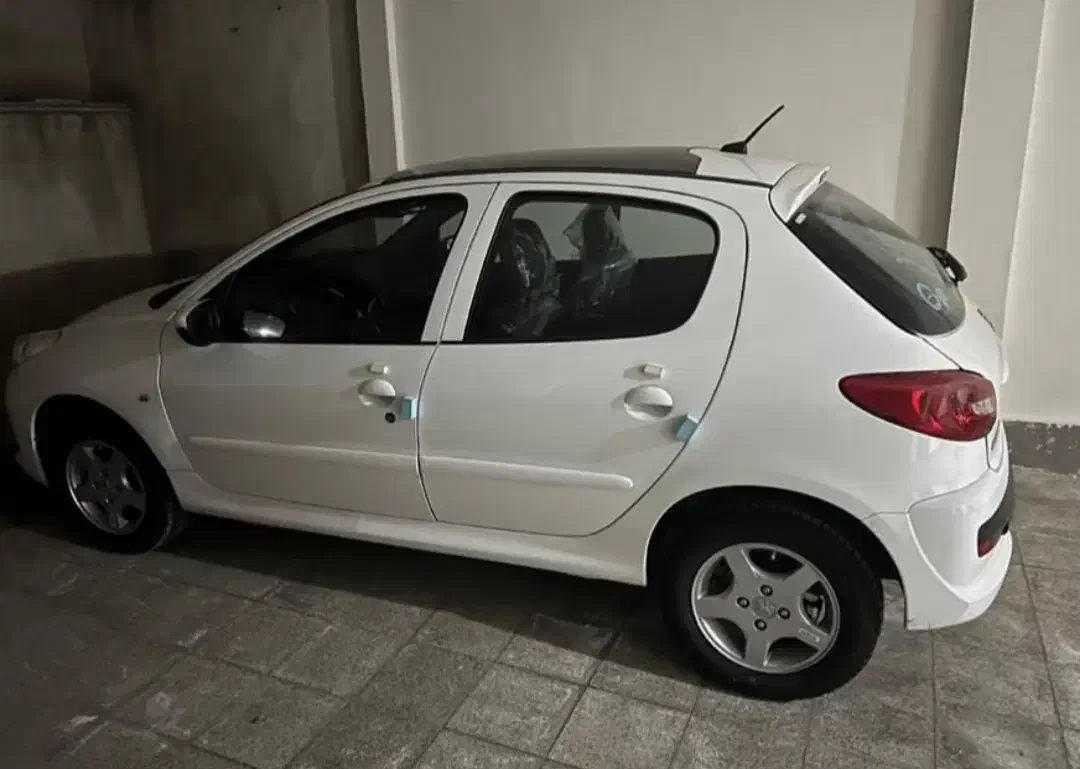 ۲۰۷ پانا مدل ۴۰۳ فولترین نسخه تک برگ سند|خودرو سواری و وانت|زاهدان, |دیوار