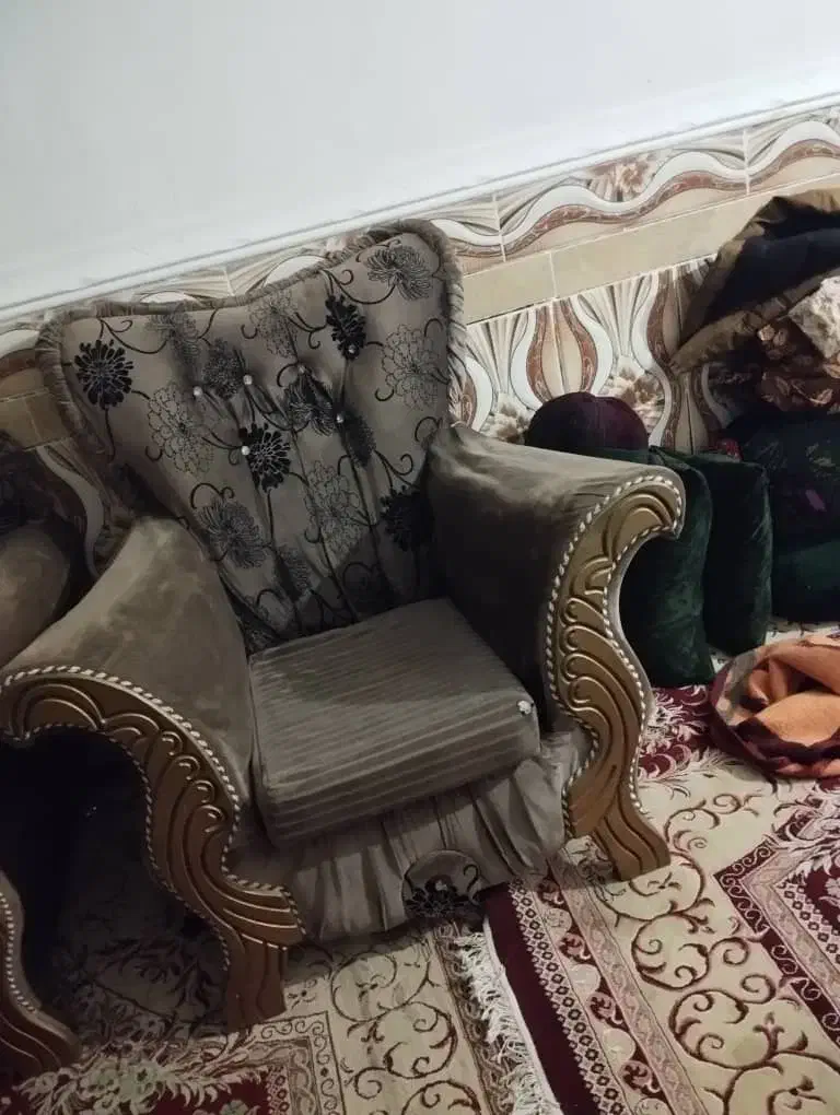 فروش|مبلمان خانگی و میز عسلی|سراوان, |دیوار