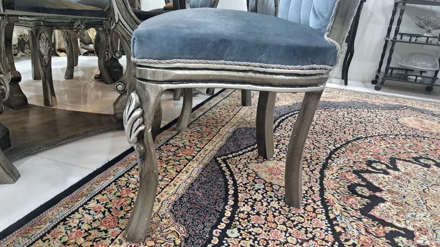 سرویس ناهارخوری ۸ نفره نقرآبی رنگ با فرم نقره ای|مبلمان خانگی و میز عسلی|فولادشهر, A2|دیوار