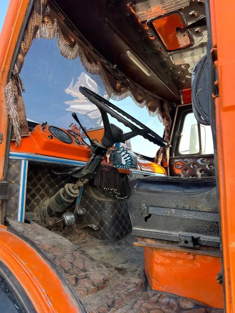 تک کمپرسی مدل 1359 اتاق و موتور تعویض تایید شده|خودرو سنگین|یزد, |دیوار