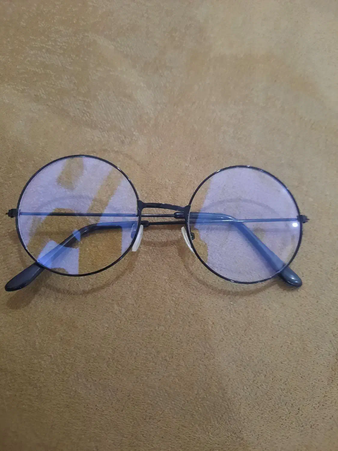 عینک|بدلیجات|قم, باجک دو|دیوار