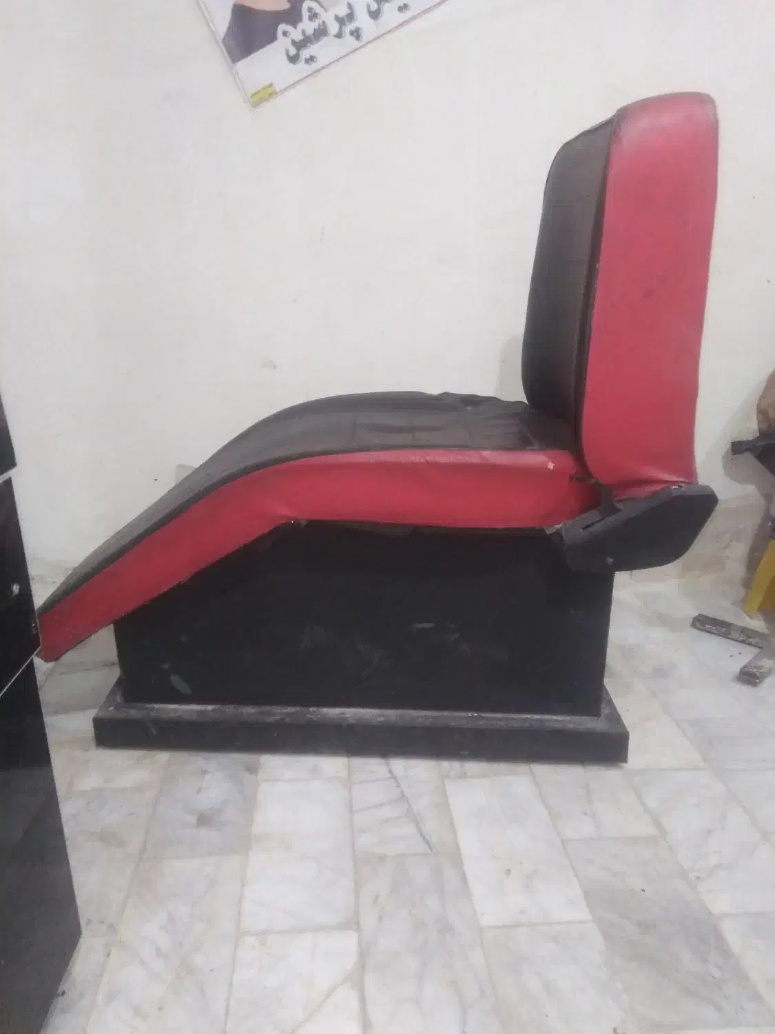 دکوراسیون ارایشگاه|آرایشگاه و سالن‌های زیبایی|هنزا, |دیوار