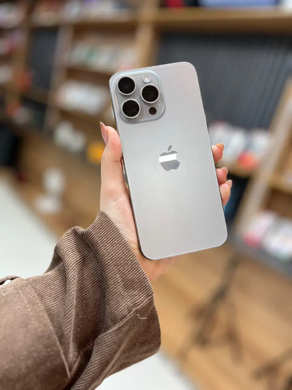 آیفون ۱۵پرومکس ch(دوسیم کارت)۲۵۶حافظه استوک|موبایل|ماسال, |دیوار