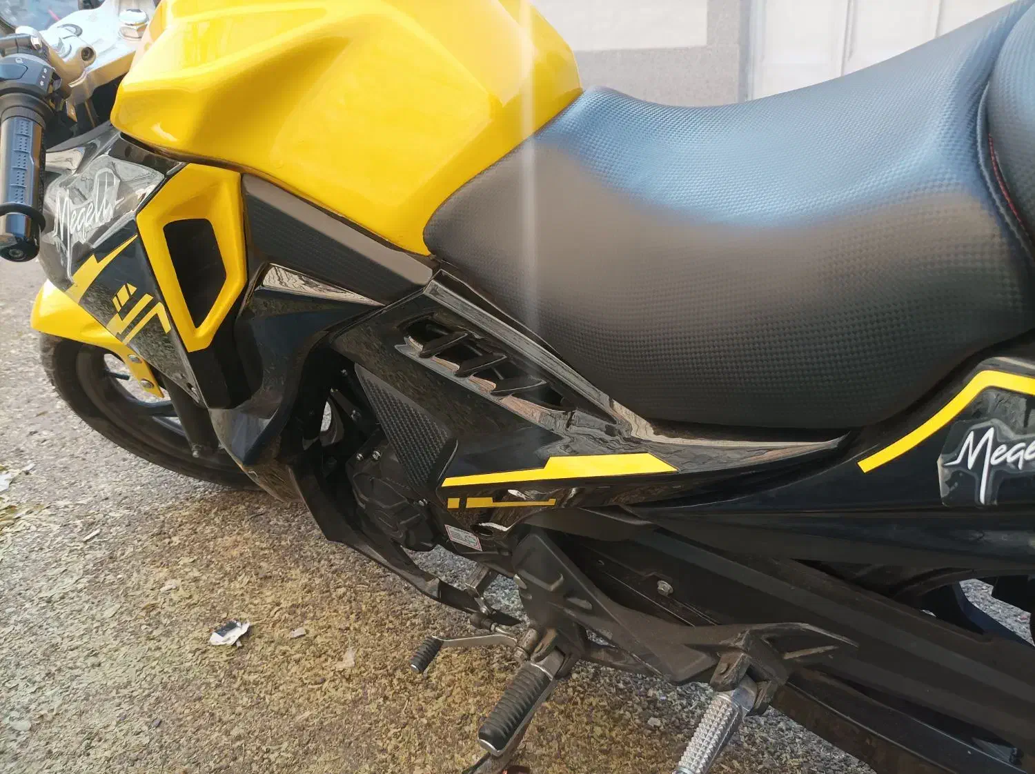 مگلی 200|موتورسیکلت|اصفهان, درب سیبه علیا|دیوار