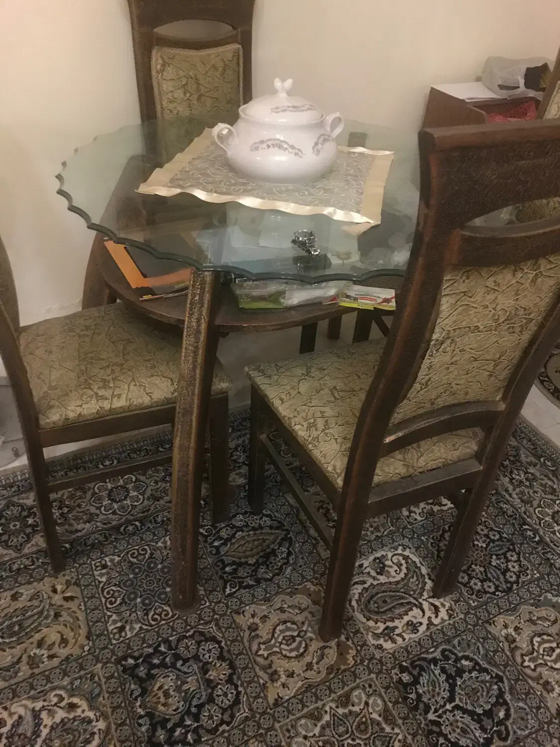 میزغذاخوری ۴ نفره در حد نو|میز و صندلی غذاخوری|نوشهر, |دیوار