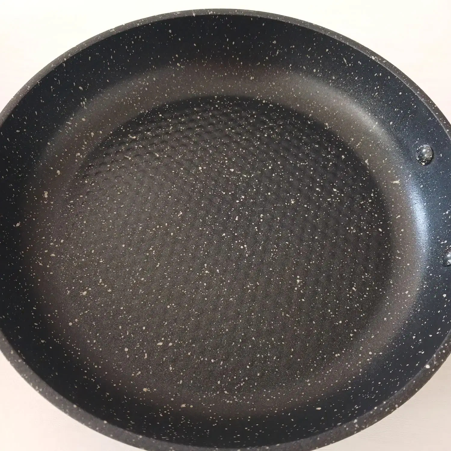 ماهیتابه سرامیکی والبرگ آلمان|ظروف پخت‌وپز|هشتگرد, فاز ۲ مهستان|دیوار