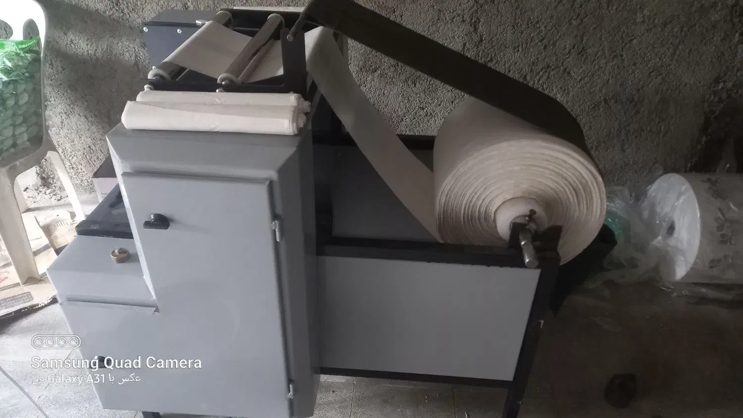 دستگاه رول کن سفره یکبار مصرف وکیسه زباله و فریزر|ماشینآلات صنعتی|بهار, |دیوار