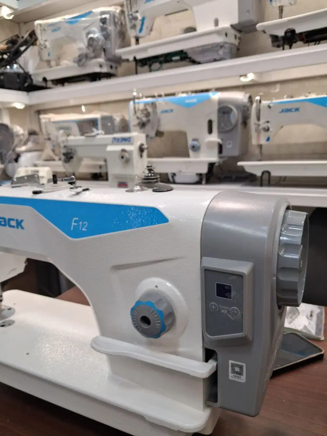 چرخ صنعتی دینام سرخود جک درحداک F12|چرخ خیاطی و ریسندگی|قم, شاه ابراهیم|دیوار