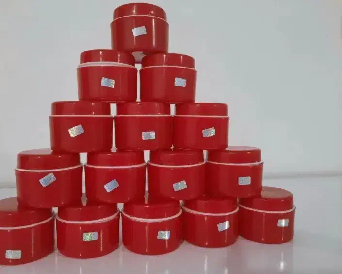 کرم‌۱۰ کاره پوست|آرایشی، بهداشتی، درمانی|آق قلا, |دیوار