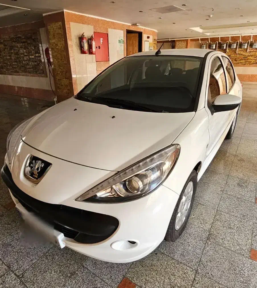 پژو ۲۰۷ دنده مدل ۱۴۰۳|خودرو سواری و وانت|شیراز, سیلو|دیوار