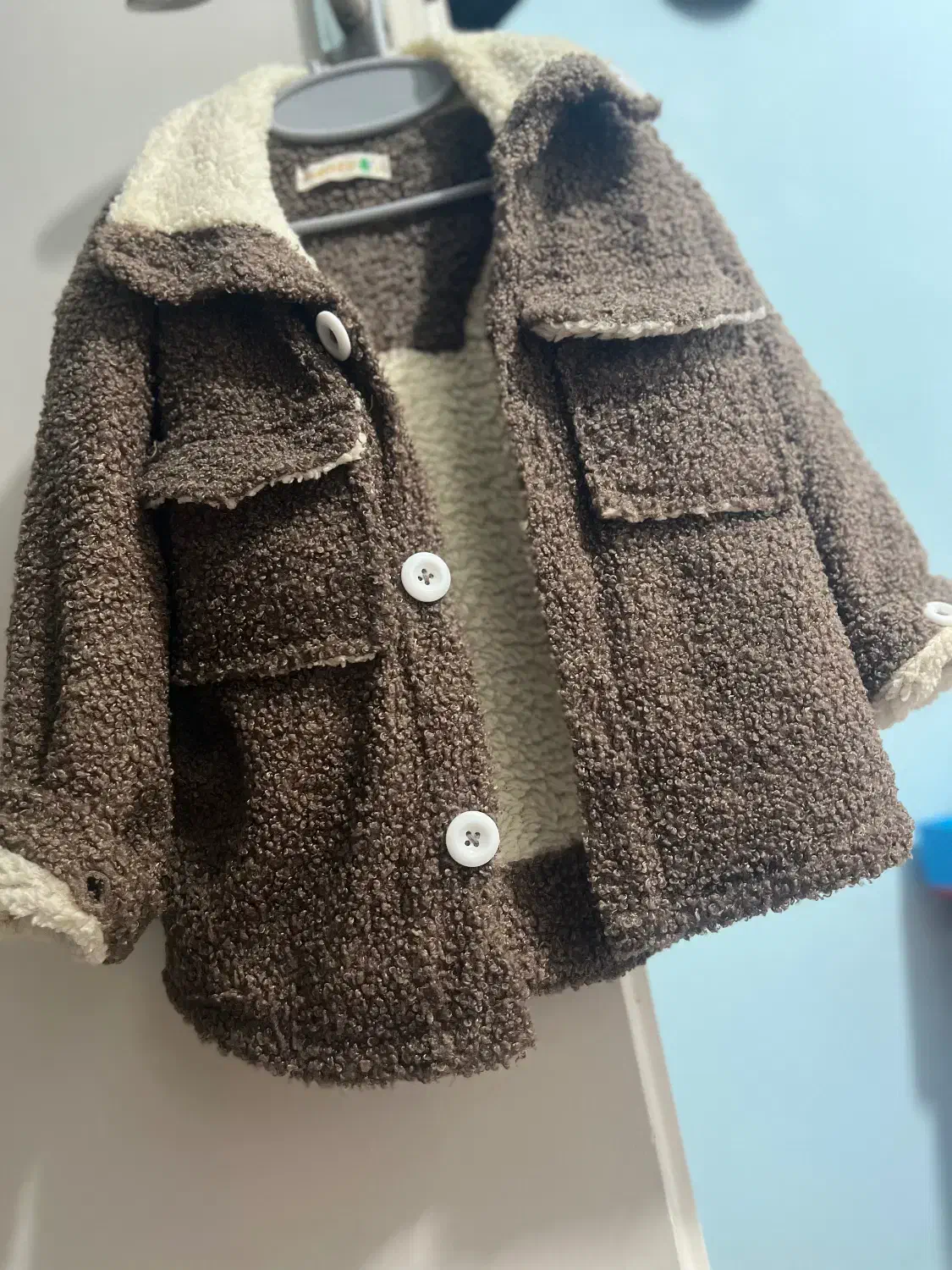 شکت تدی نو و تعدادی بلوز اسپرت درحدنو|کفش و لباس بچه|گرگان, |دیوار