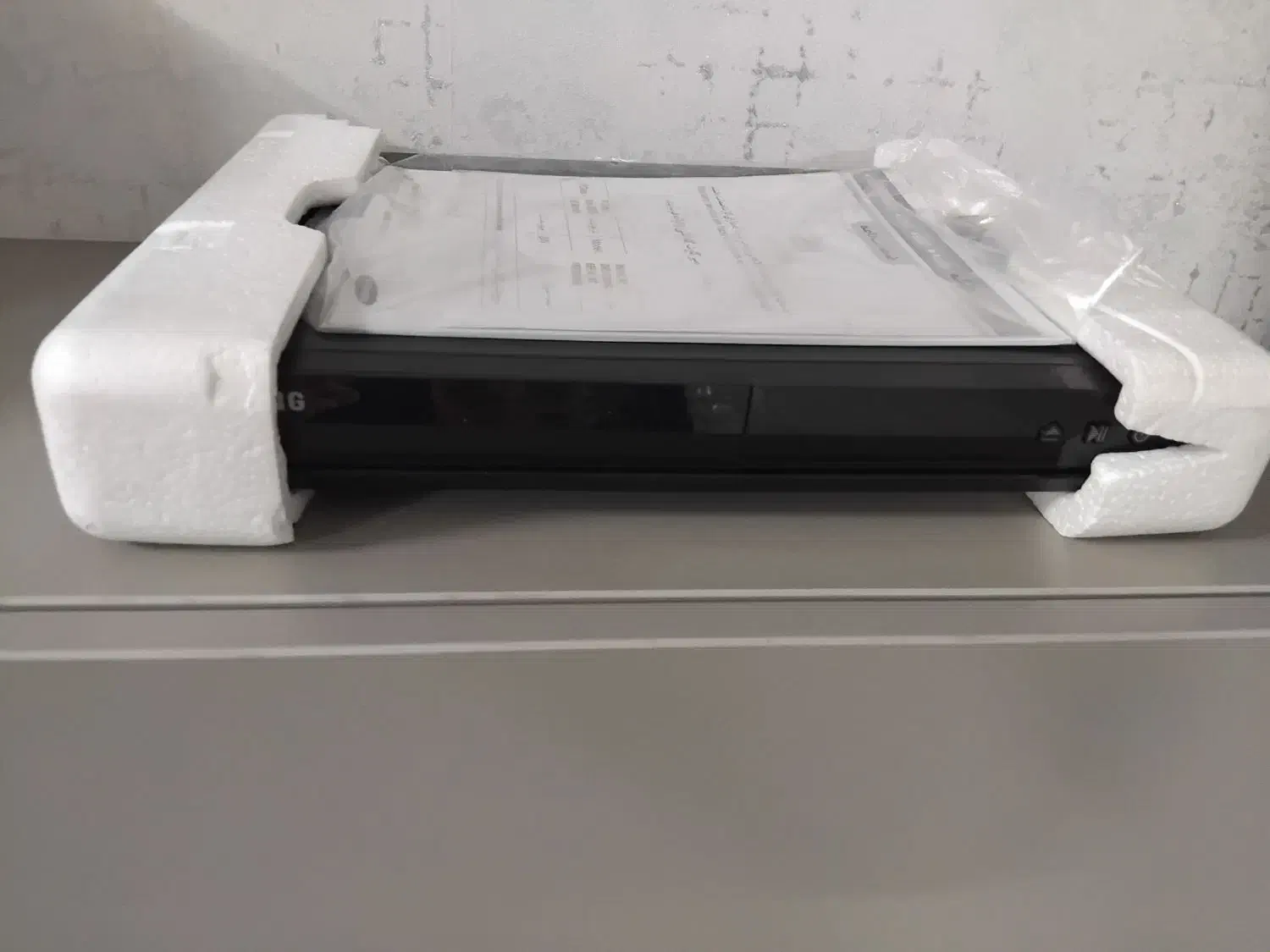 یه دستگاه سیدی|پخش‌کننده DVD و ویدیو|کاشان, باغ ماجد|دیوار