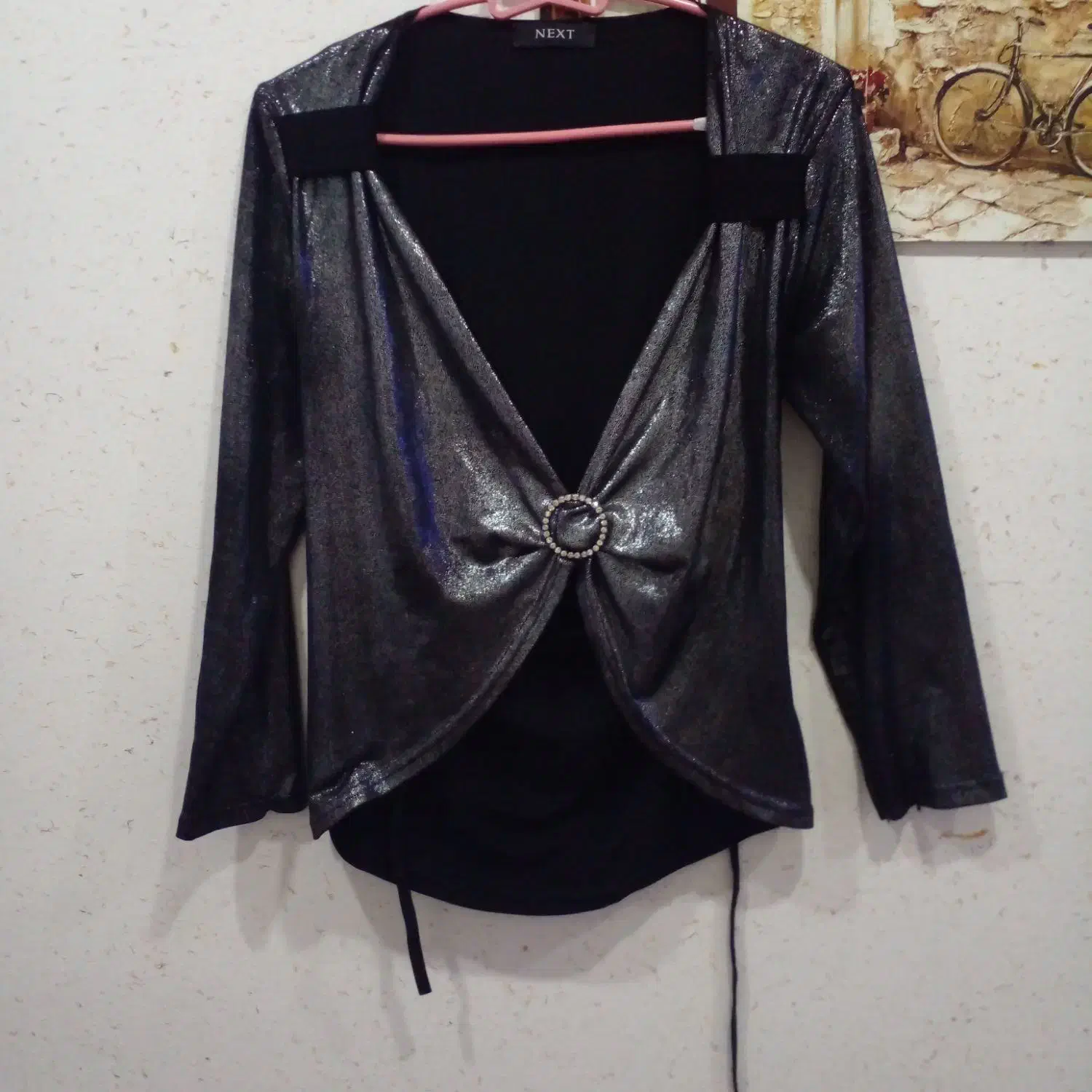 شومیز|لباس|صدرا-فارس, فاز ۱|دیوار