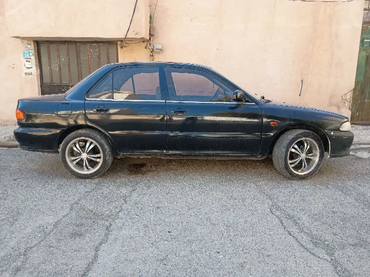 میتسوبیشی لانسر مدل93مشکی ( صباشهر|خودرو سواری و وانت|صباشهر, |دیوار