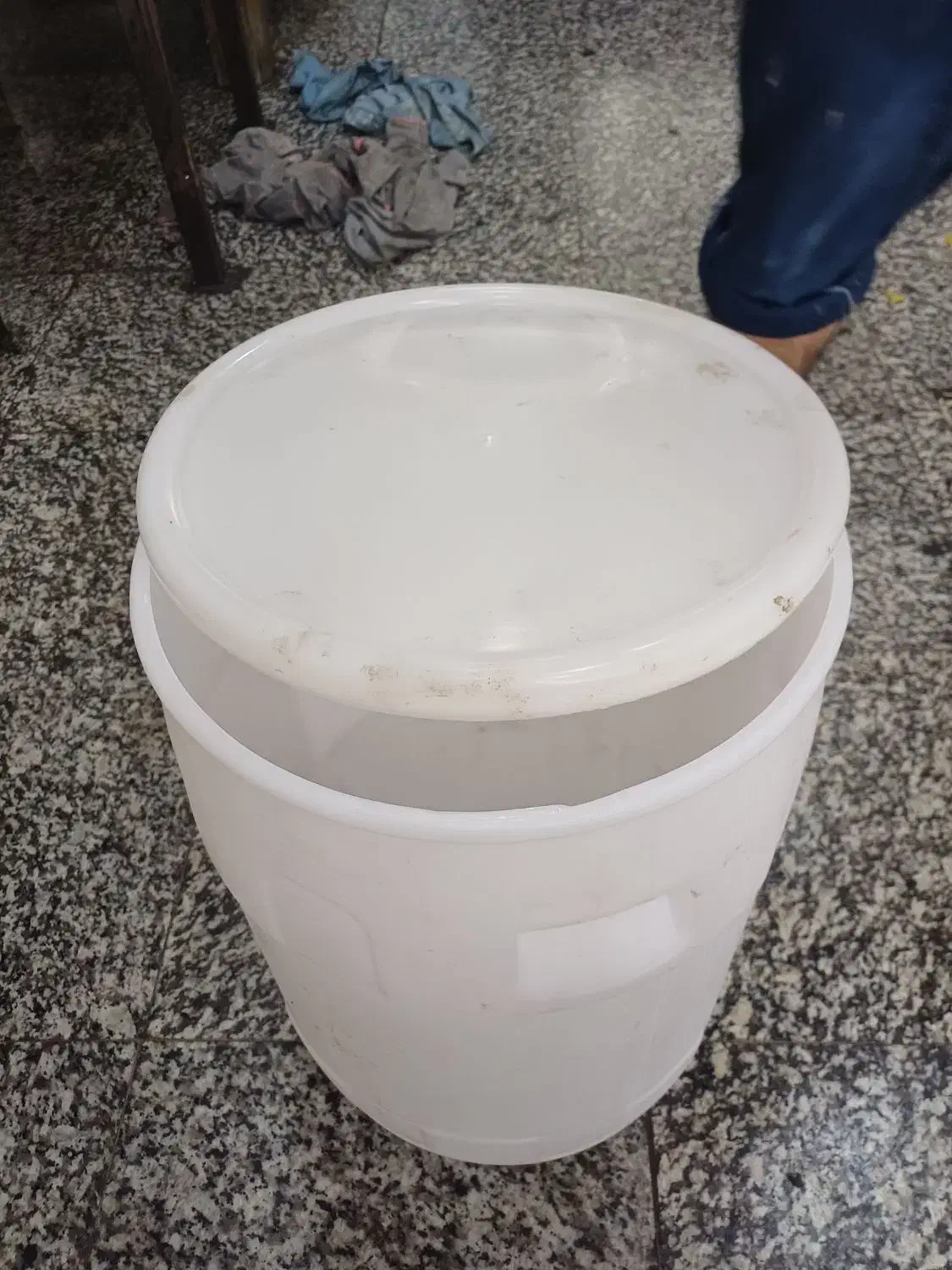 دبه|ظروف نگهدارنده، پلاستیکی، یک‌بارمصرف|رشت, تازه آباد|دیوار