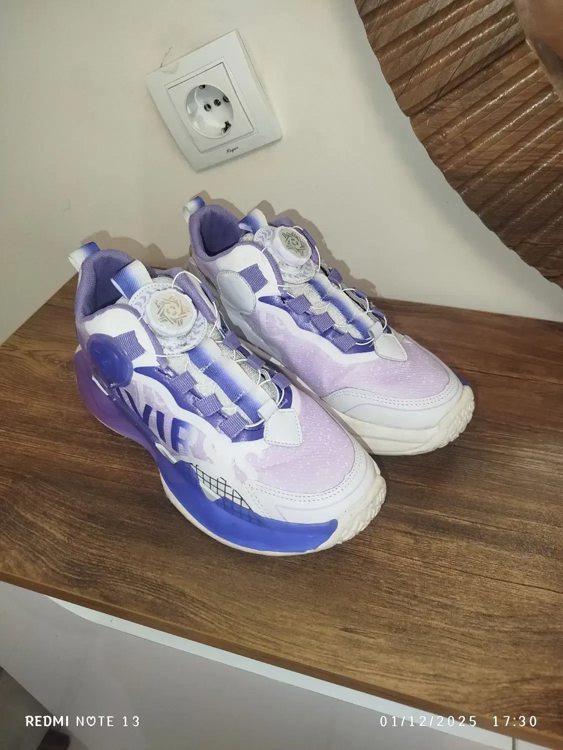 کفش کاملا سالم در حد نو سایز۳۶قالب کوچیک|کیف، کفش، کمربند|پردیس, فاز ۹|دیوار