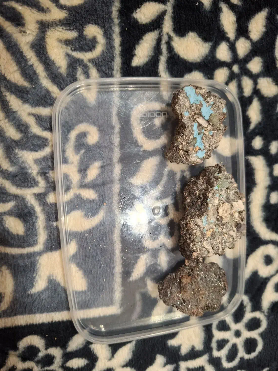 سنگ فیروزه ای وهرمز|کلکسیون اشیاء عتیقه|کیش, |دیوار