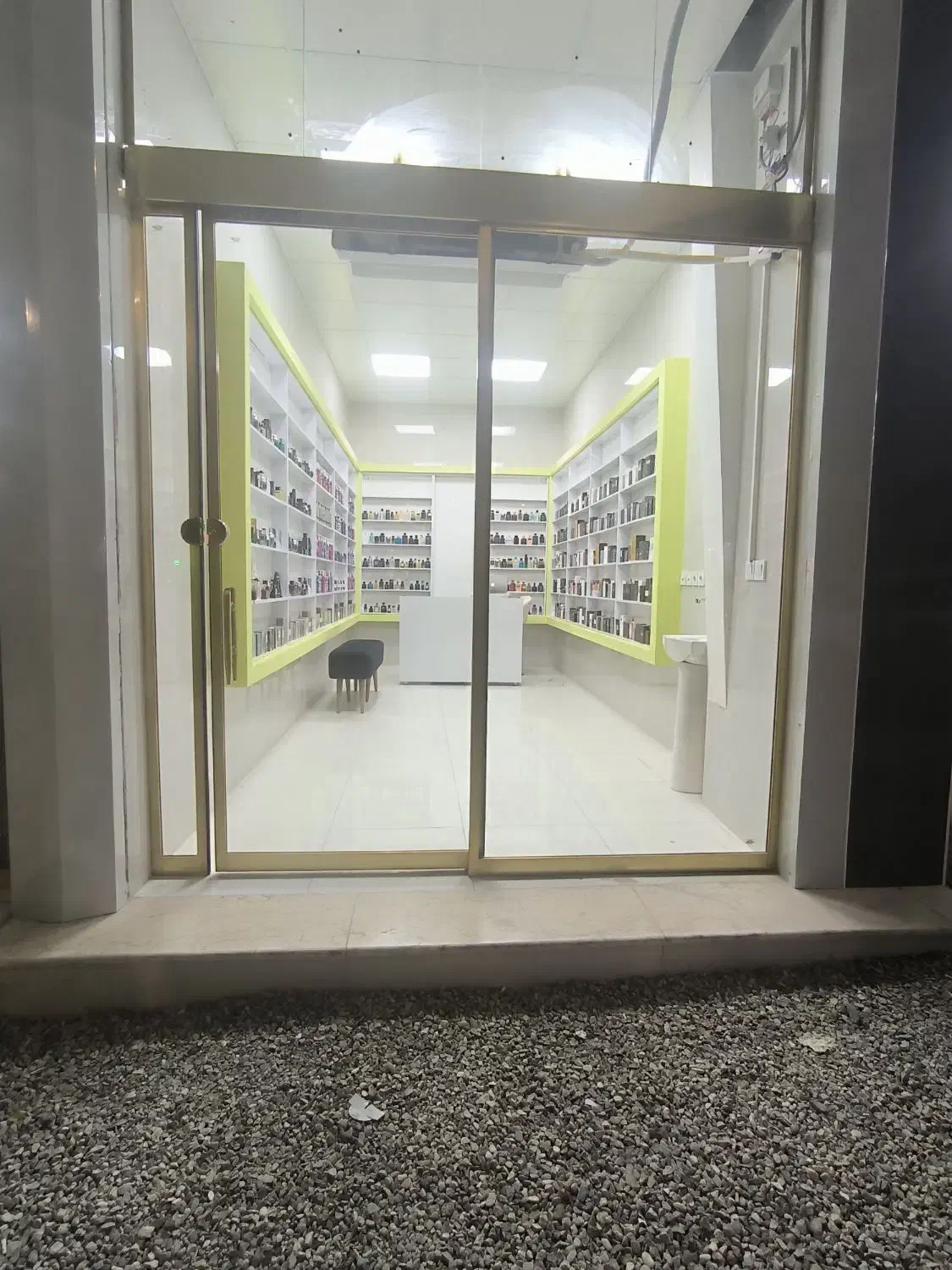 فروشنده|استخدام بازاریابی و فروش|آبدانان, |دیوار