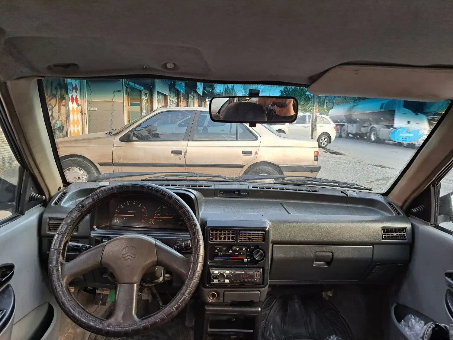 پراید مدل ۸۲ شاسی سالم|خودرو سواری و وانت|ساری, |دیوار