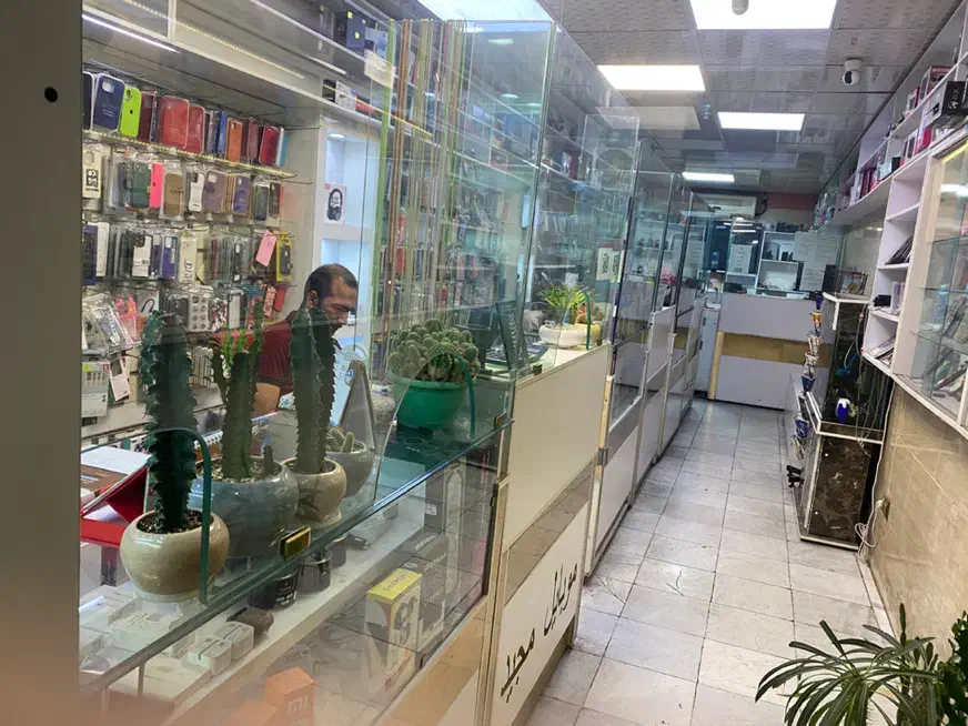 دکور و لوازم موبایل فروشی|فروشگاه و مغازه|تهران, گلستان (شهرک راه آهن)|دیوار
