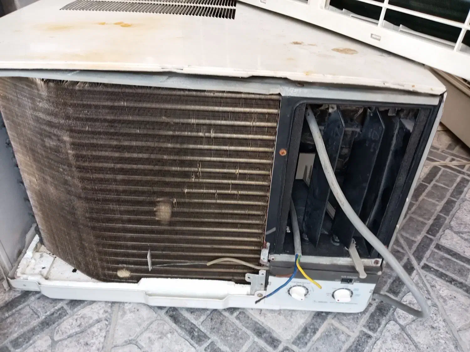 کولر پنجره ای گری|کولر گازی و فن‌کوئل|هندیجان, |دیوار