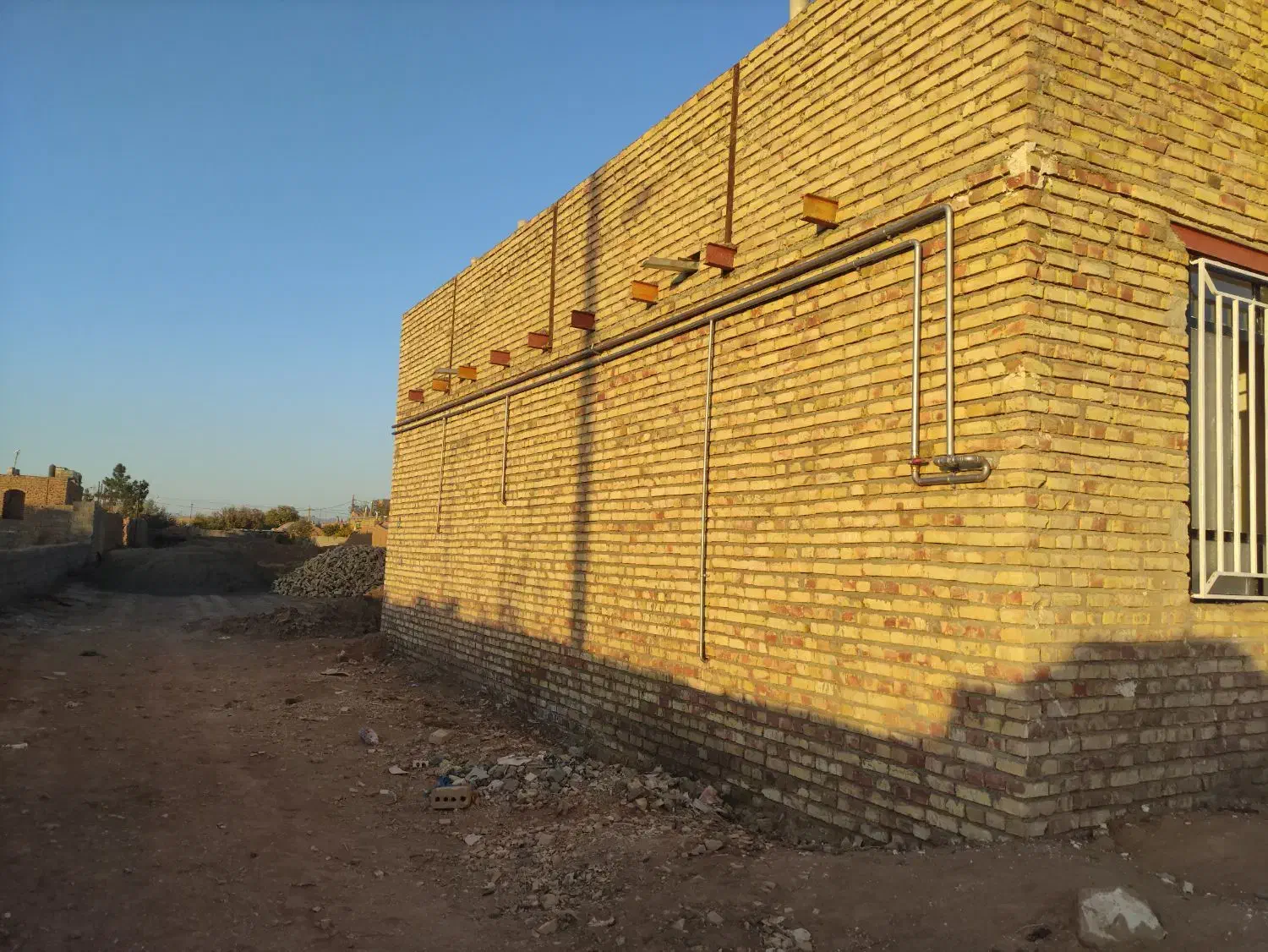 استا بنا|خدمات پیشه و مهارت|تربت جام, میان جام|دیوار