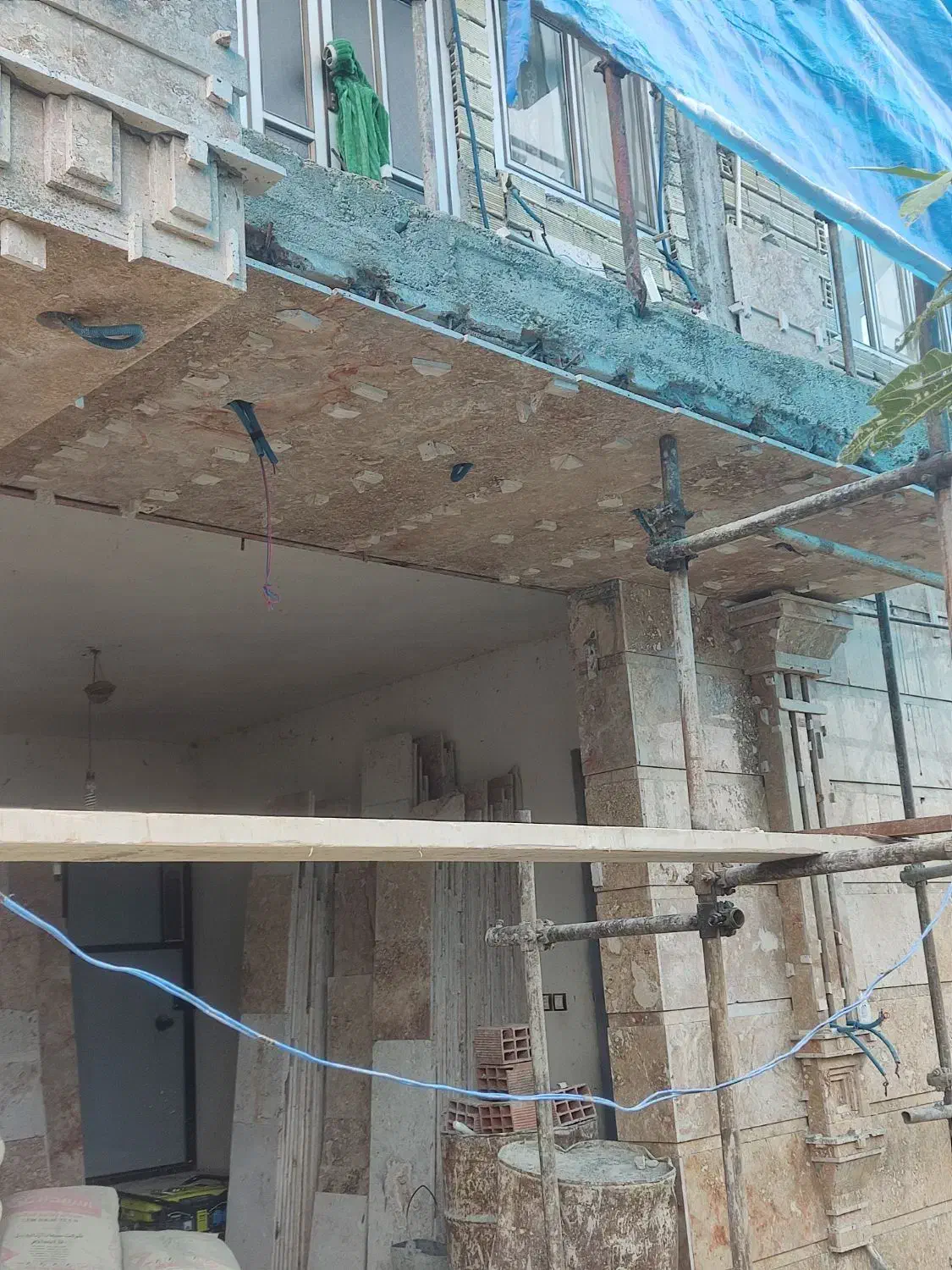 نماذکار و سنگ کاری|خدمات پیشه و مهارت|آستارا, |دیوار