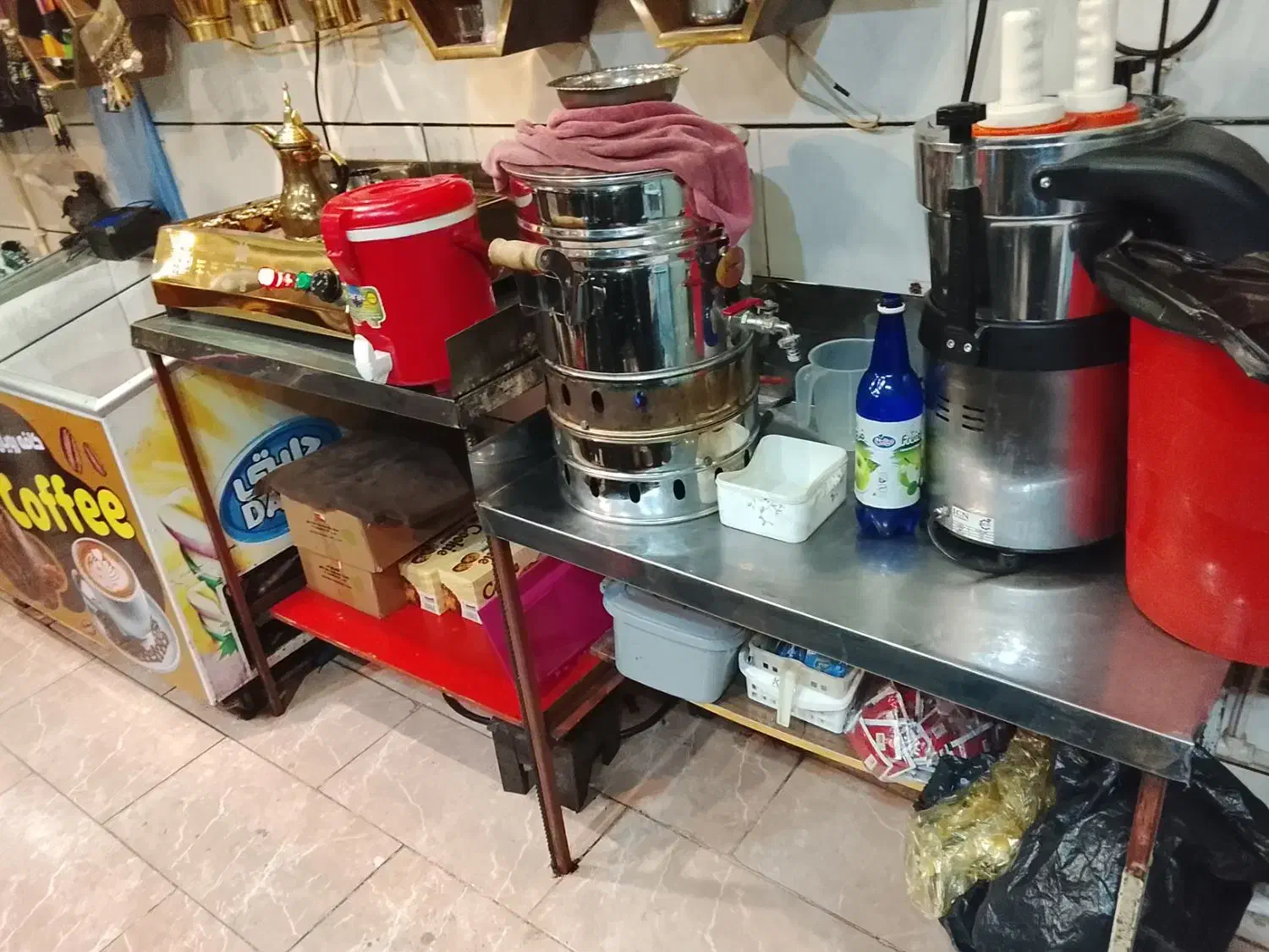 میز کار فلزی با صفحه استیل در فارسان|مبلمان اداری|فارسان, |دیوار