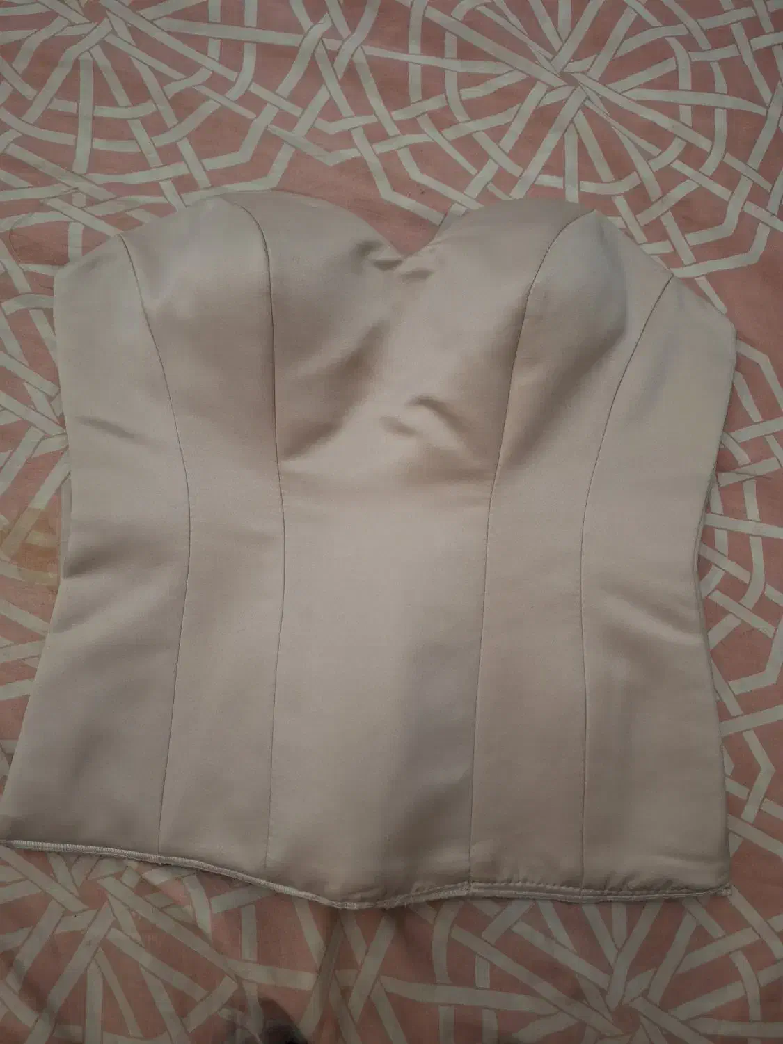 گن ساعتشنی|لباس|ورامین, ورامین|دیوار