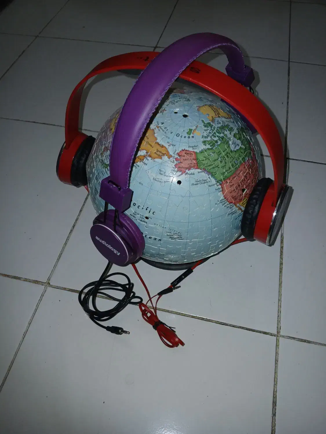 هدفون چرمی قرمز و بنفشAUDIOLOGY SMART|پخش‌کننده همراه|تهران, ولنجک|دیوار