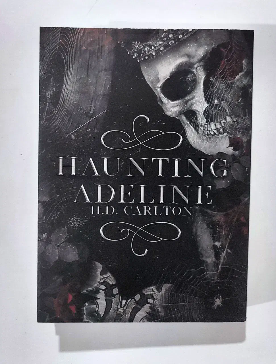 کتاب شکار ادلاین|کتاب و مجله تاریخی|کاشان, کارگر|دیوار