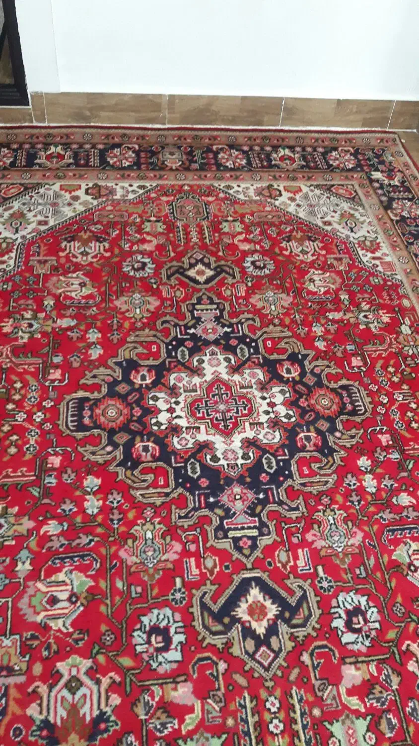 فرش طبیعی|فرش|خوی, |دیوار